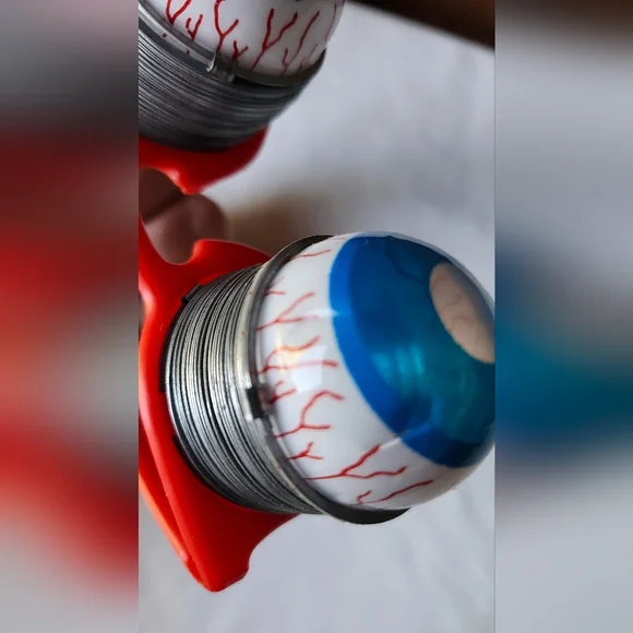 Vintage Childrens SLINKY Crazy Eyes With Box - Picture 6 of 14